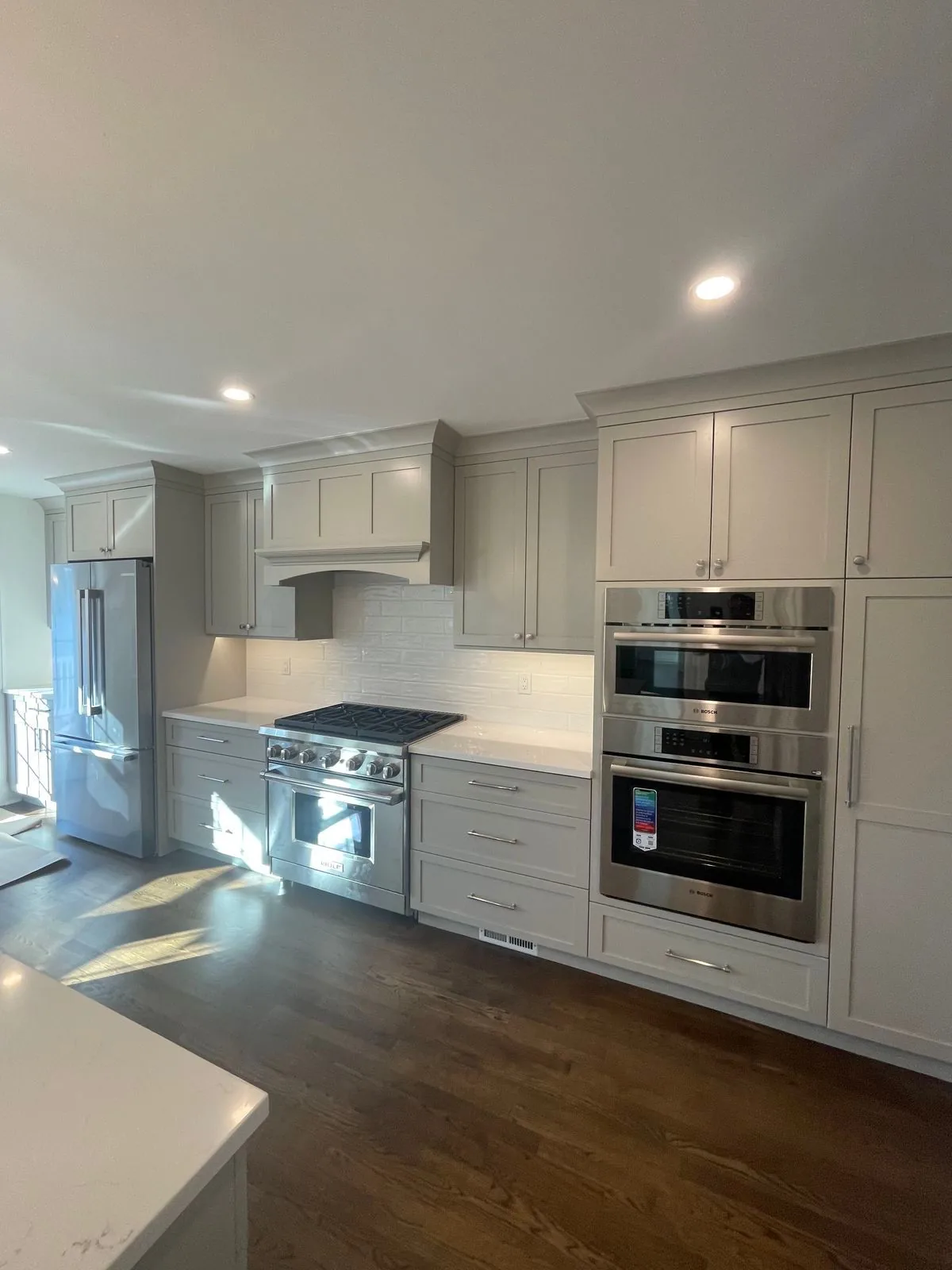 Modern bathroom remodel tile in Jacksonville