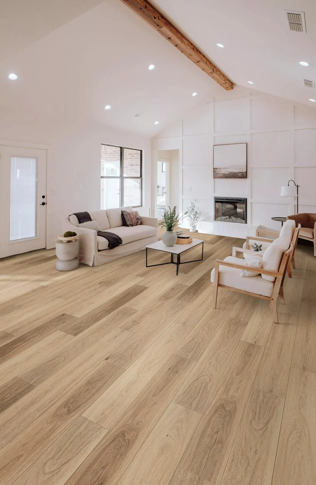 Open-plan wood look vinyl inspiration